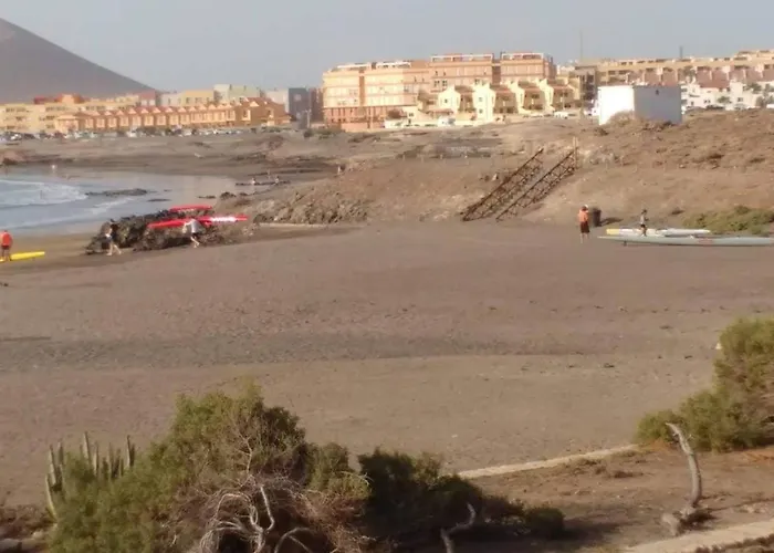 Luminoso Adosado Frente Al Mar Hébergement de vacances